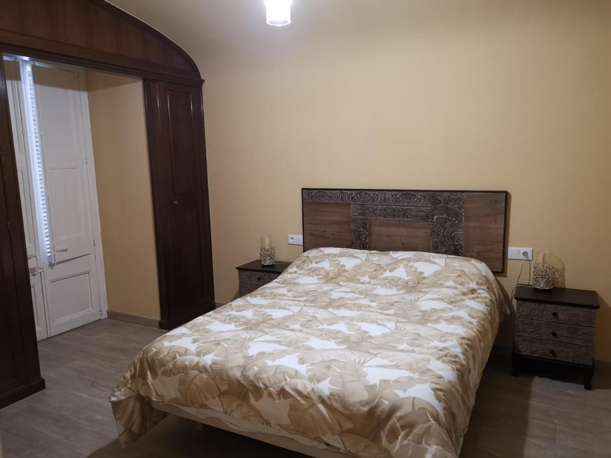 Cal Duran Bed & Breakfast Esparreguera Exterior foto